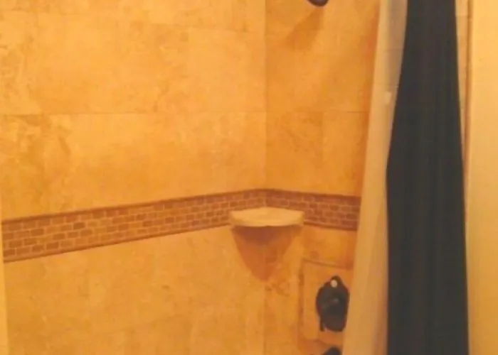 Choo Choo Lofts, 3 Bedroom 2 Bath, Full Kitchen - Lafayette, La 3*